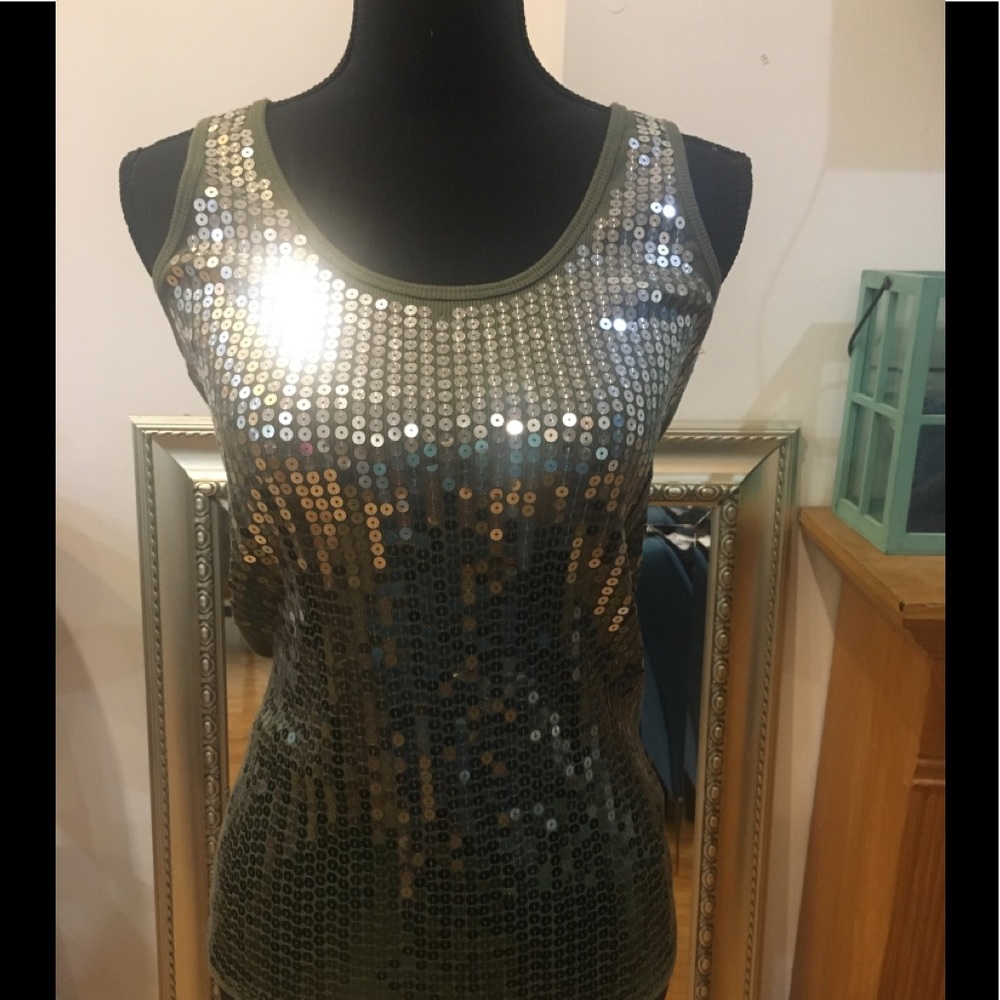 Chanees Tank Top